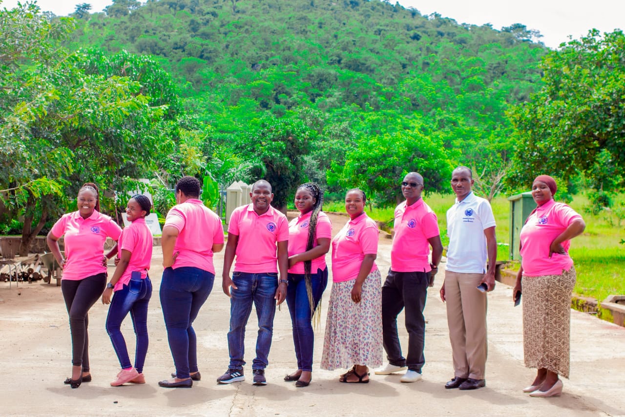 Cohort photo in LCC polo shirts